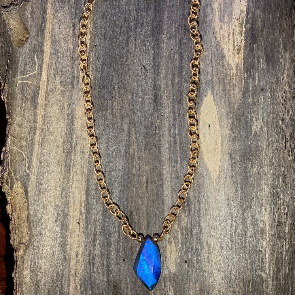 14K GF Twisted Links and Labradorite Necklace